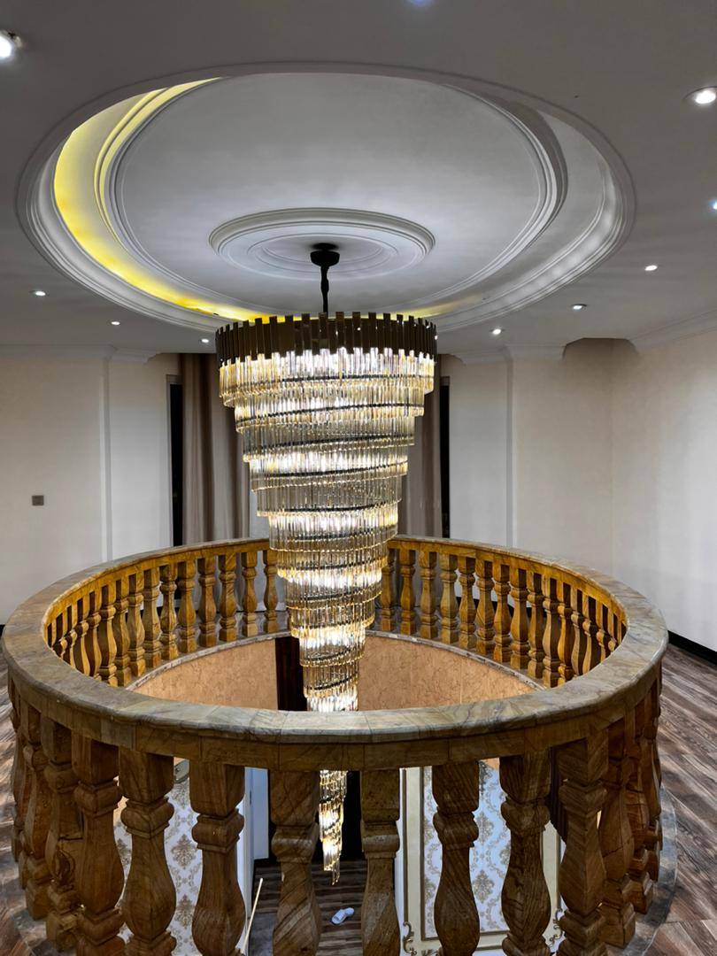 لوستر پیچ آیینه ای ارتفاع سه متر